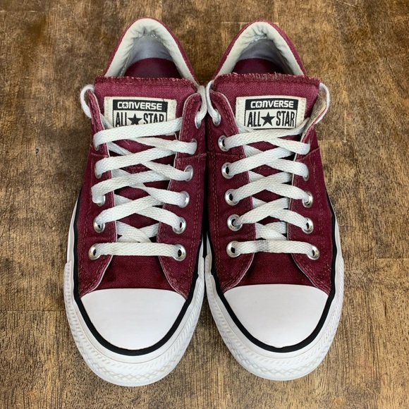 converse maroon shoes